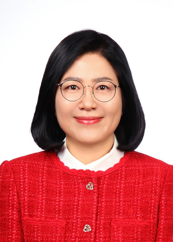                                                                                     국민의 힘 김복남의원